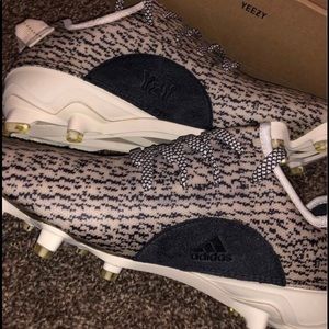 Yeezy Cleats